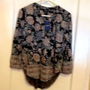 Women’s top by Lucky brand.